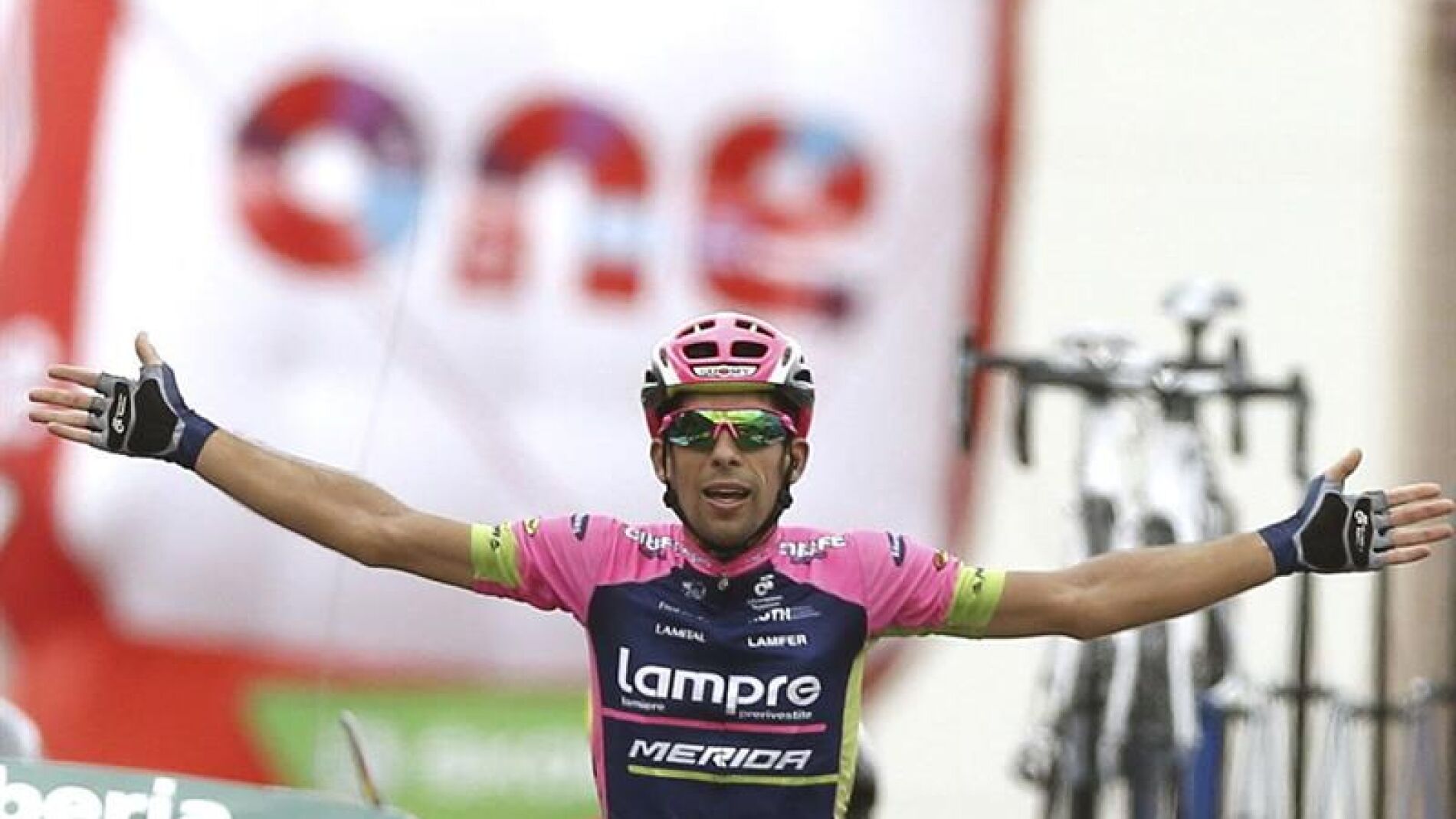 Nelson Oliveira llega a meta en la decimotercera etapa de la Vuelta