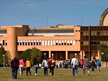 Universidad de Oviedo Universidad de Oviedo