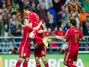La selección española de fútbol celebra el gol de Jordi Alba La selección española de fútbol celebra el gol de Jordi Alba