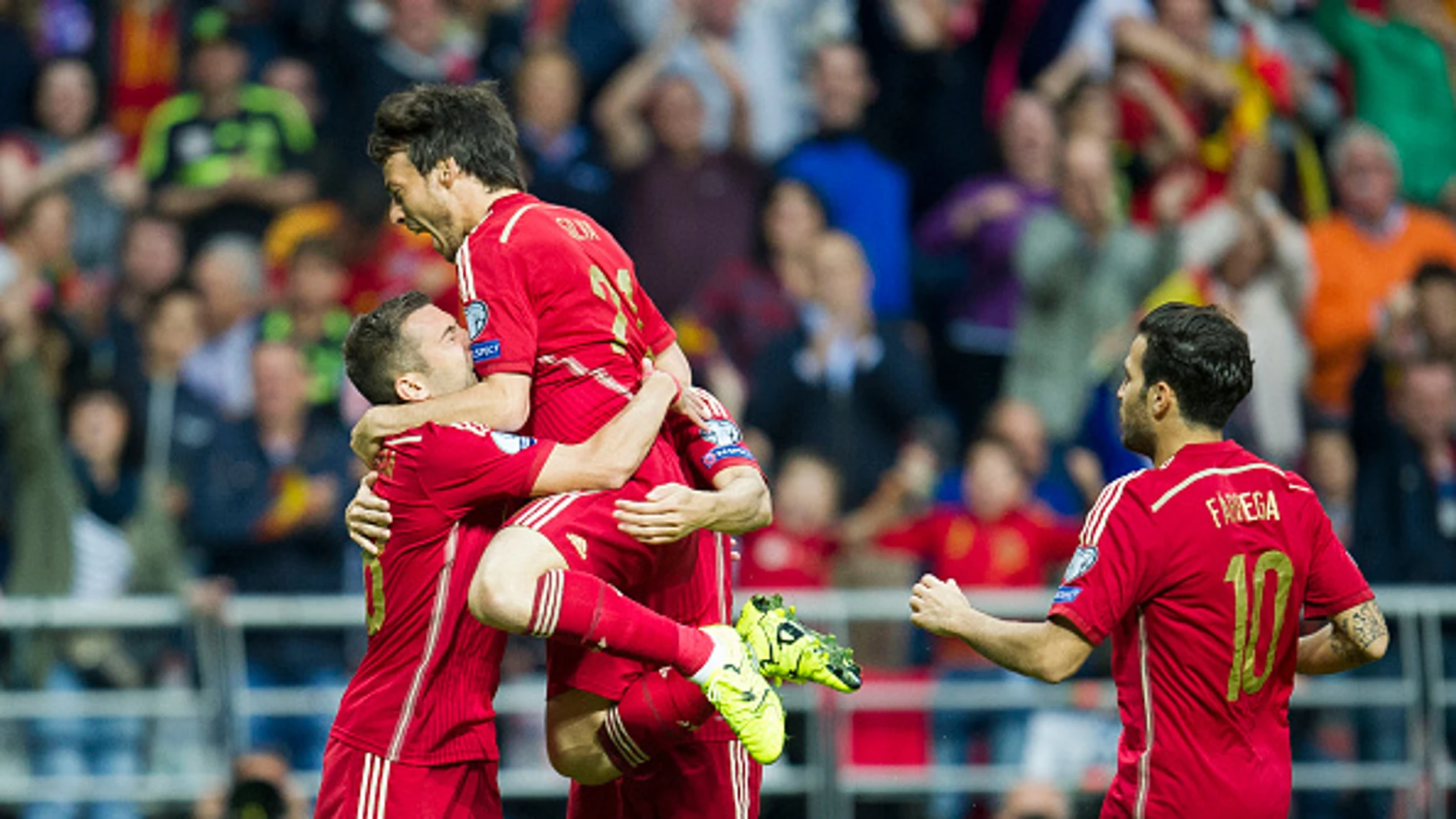 La selección española de fútbol celebra el gol de Jordi Alba La selección española de fútbol celebra el gol de Jordi Alba