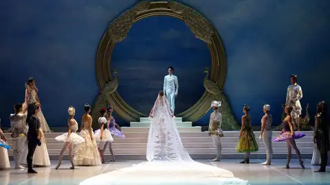 'Bella durmiente', interpretada por la compañía alemana Staatsballet bajo la dirección de Nacho Duato 'Bella durmiente', interpretada por la compañía alemana Staatsballet bajo la dirección de Nacho Duato