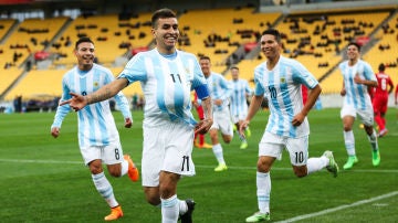 &Aacute;ngel Correa celebra un gol con Argentina