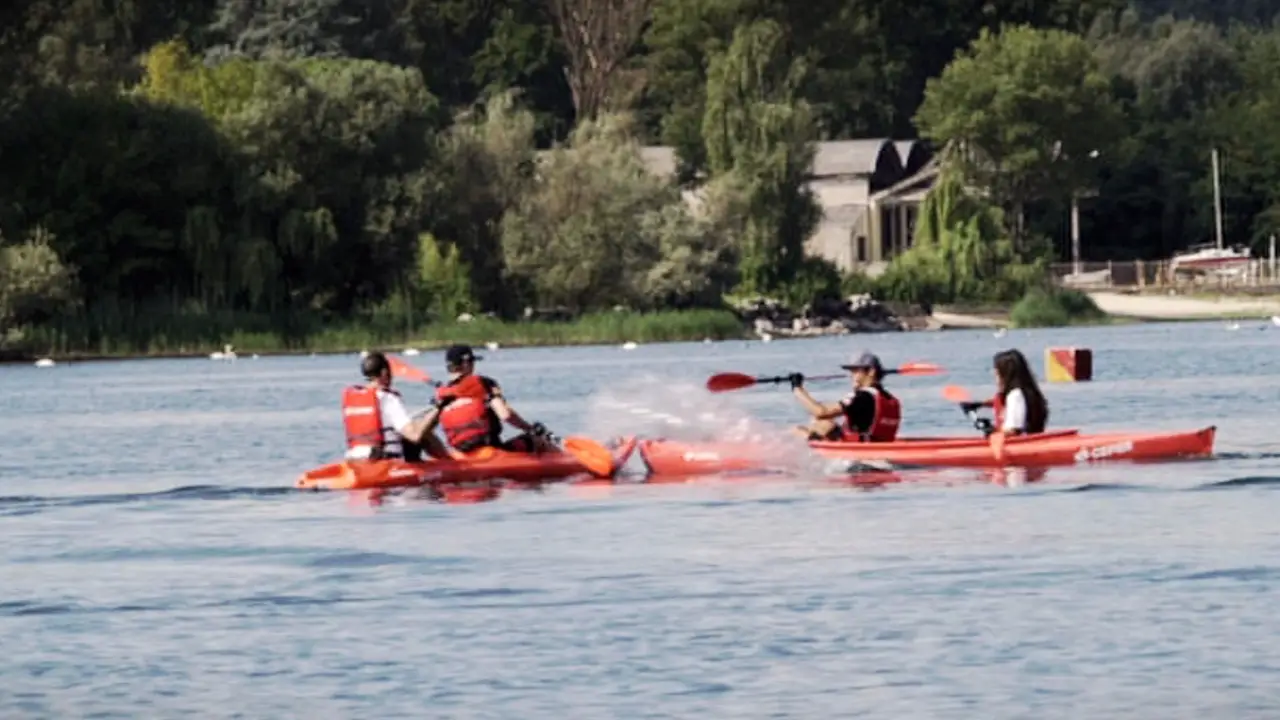 Competición entre el 'A3F1 Team' y los chicos de Toro Rosso