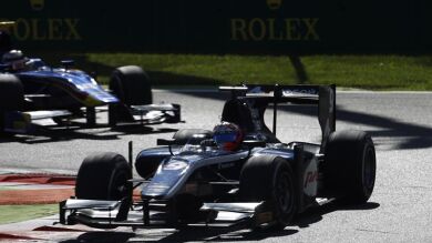 Evans gana la segunda carrera del Gran Premio de Italia con Canamasas sexto