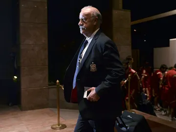 Vicente del Bosque, llegando a Macedonia Vicente del Bosque, llegando a Macedonia