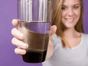 Beber agua antes de comer, un buen consejo para perder kilos. Beber agua antes de comer, un buen consejo para perder kilos.