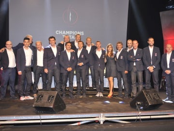 El equipo al completo de Champions Total