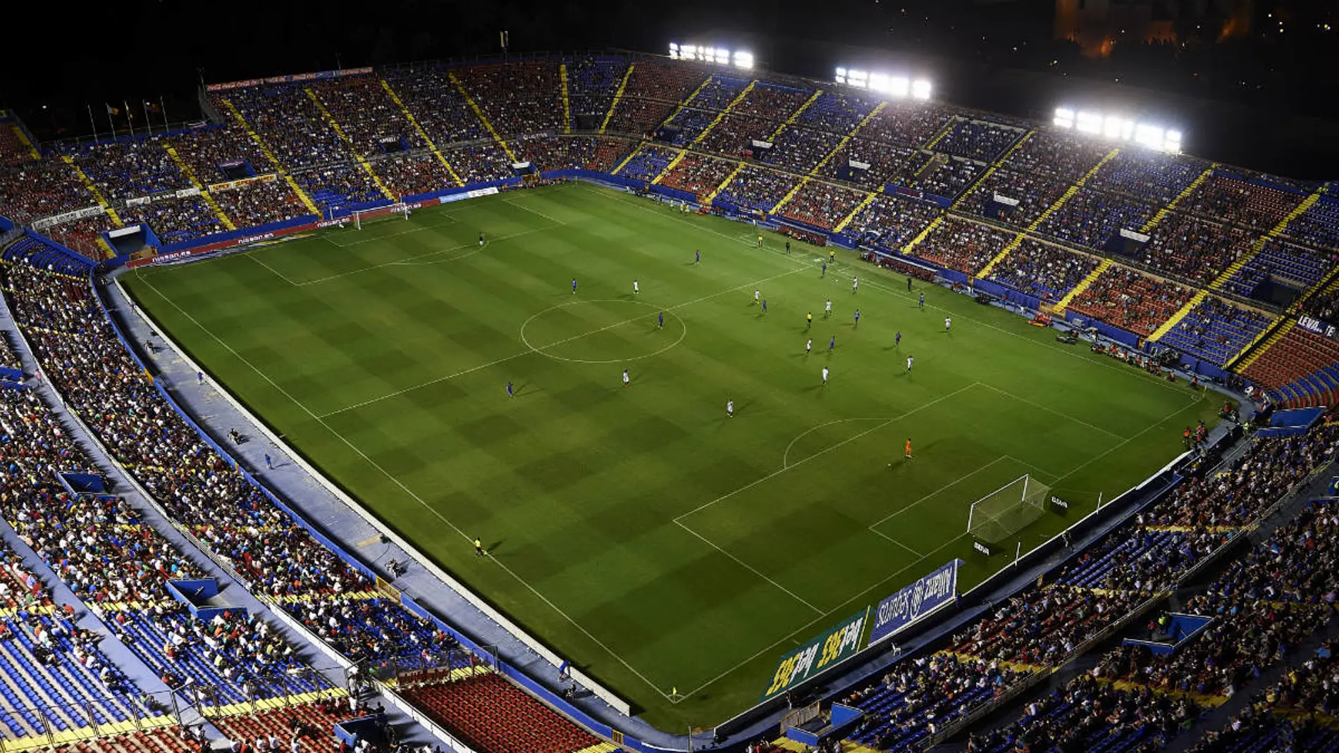 El Ciutat de Valencia durante un partido de Liga El Ciutat de Valencia durante un partido de Liga