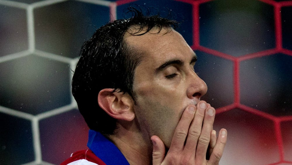 Diego Godín se lamenta
