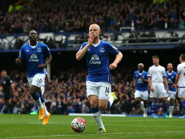 Naismith celebra un gol ante el Chelsea Naismith celebra un gol ante el Chelsea