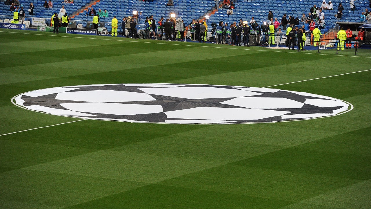 Así suena el himno de la Champions League en el Santiago ...
