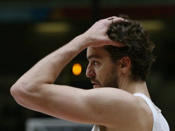 Pau Gasol, durante el partido contra Grecia