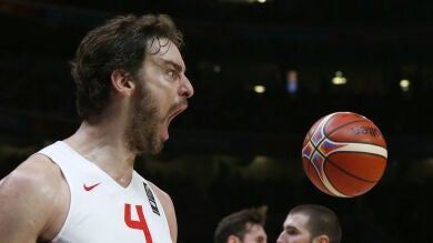 Un Pau Gasol heroico doblega a Francia y mete a España en la final