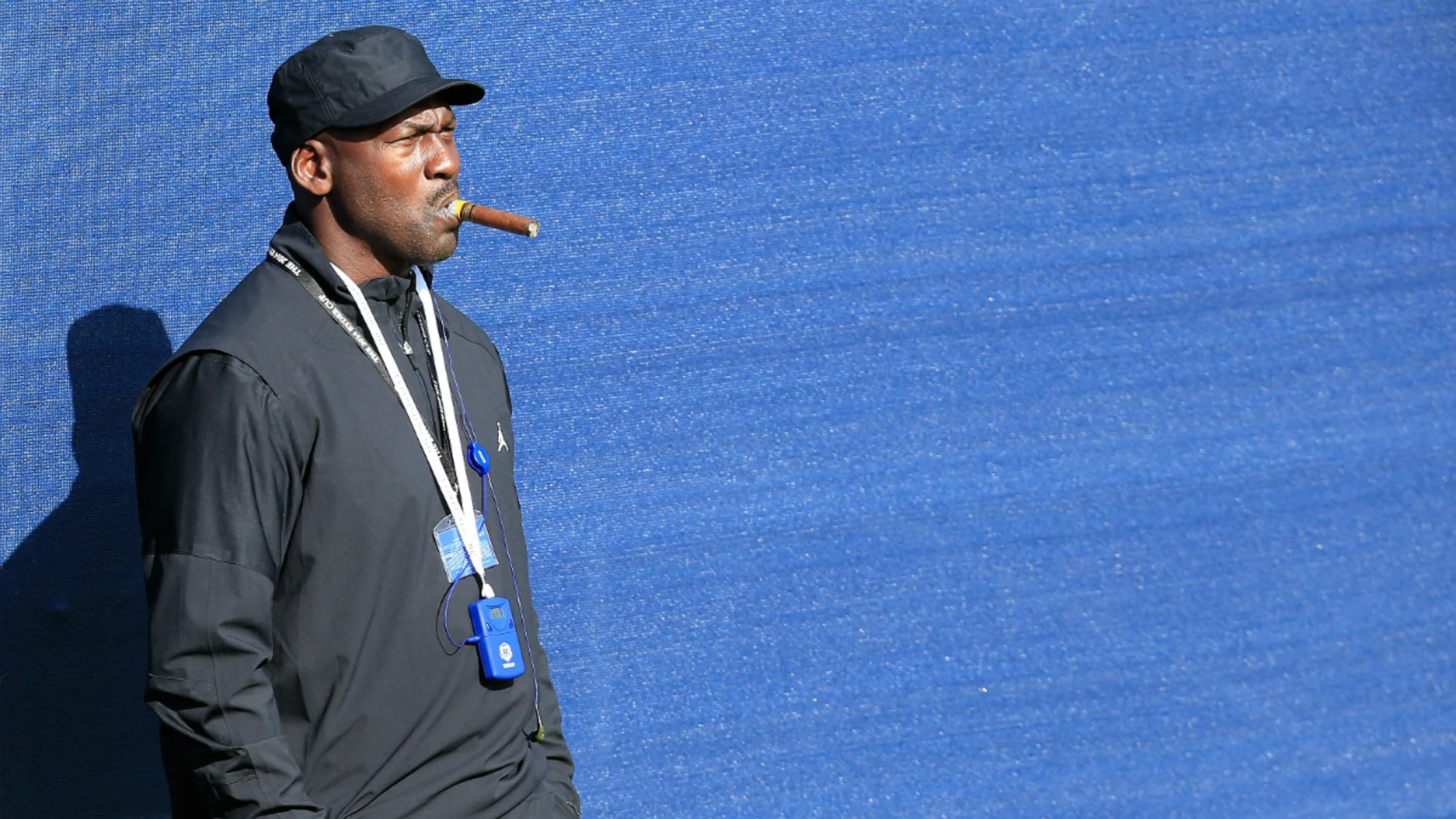 Michael Jordan, fumando un puro Michael Jordan, fumando un puro