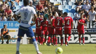 El Osasuna se mantiene en lo alto de la tabla a costa del Zaragoza