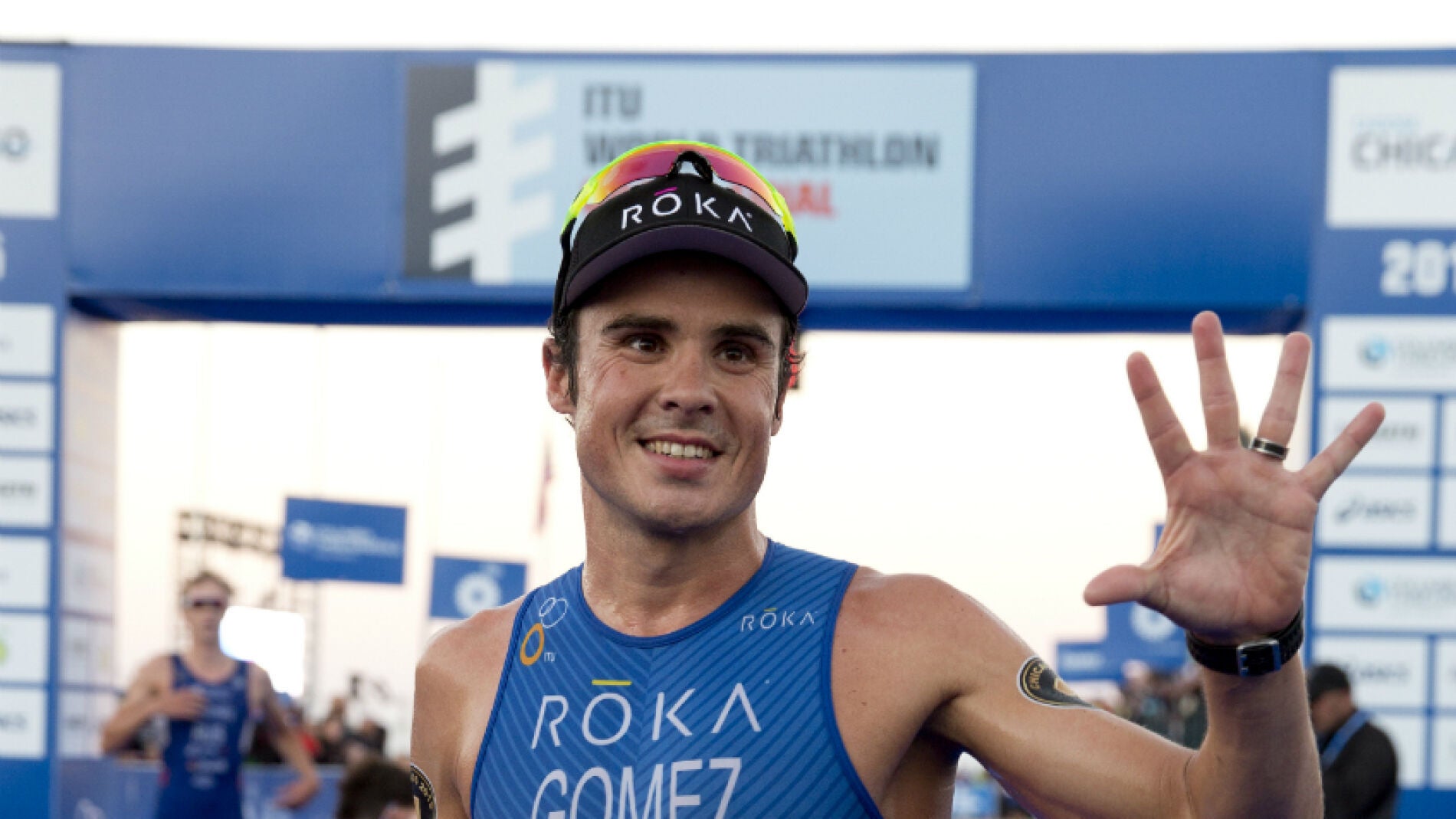 Javier G&oacute;mez Noya celebra su quinto campeonato del mundo