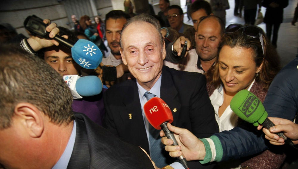 El expresidente del Real Betis Balompié Manuel Ruiz de Lopera