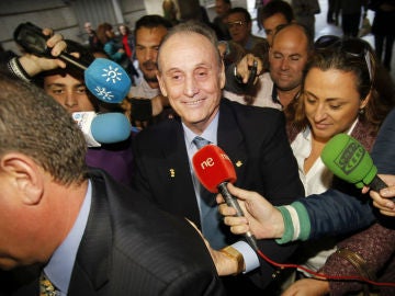 El expresidente del Real Betis Balompié Manuel Ruiz de Lopera