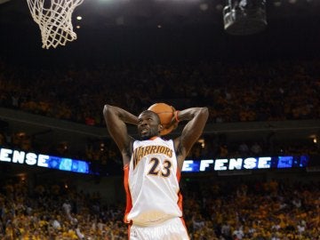 Jason Richardson haciendo un mate con los Golden State Warriors Jason Richardson haciendo un mate con los Golden State Warriors