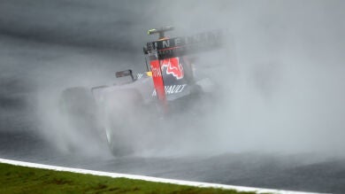 Kvyat lidera los Libres 2 de Suzuka con Carlos Sainz séptimo