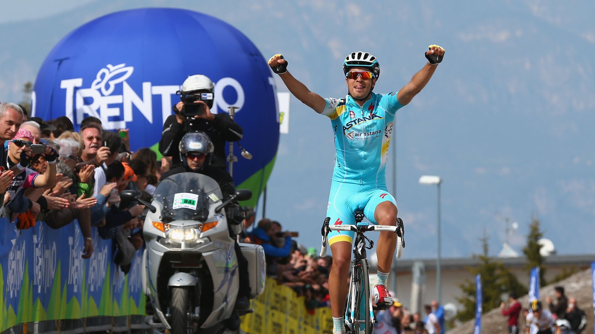 Mikel Landa, ganando una etapa