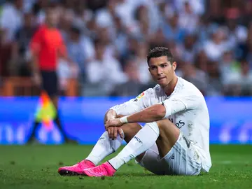 Cristiano se lamenta tras una ocasión fallada contra el Málaga Cristiano se lamenta tras una ocasión fallada contra el Málaga
