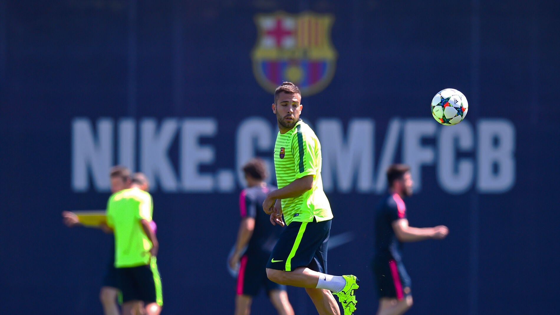 Jordi Alba, durante un entrenamiento con el Barcelona