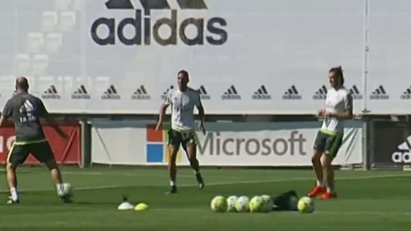 Bale, Danilo y James vuelven a los entrenamientos y apuntan al Calderón