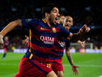 Luis Suárez celebra su gol contra el Leverkusen