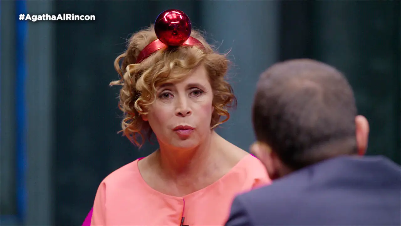 Risto a Agatha: "¿Tú sales así a la calle?"