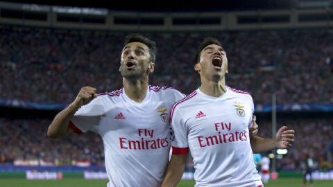 Gait&aacute;n celebra su gol contra el Atl&eacute;tico de Madrid