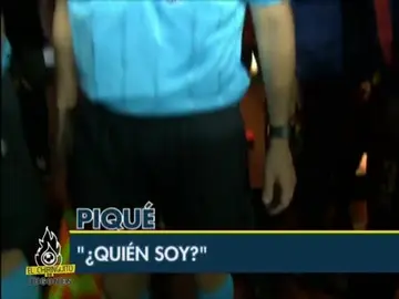 Un niño le pregunta a Piqué que quién es en el túnel de vestuarios del Camp Nou Un niño le pregunta a Piqué que quién es en el túnel de vestuarios del Camp Nou