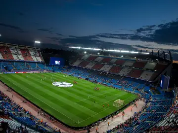 El estadio Vicente Calderón El estadio Vicente Calderón
