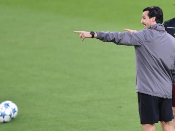 Unai Emery, durante el entrenamiento del Sevilla