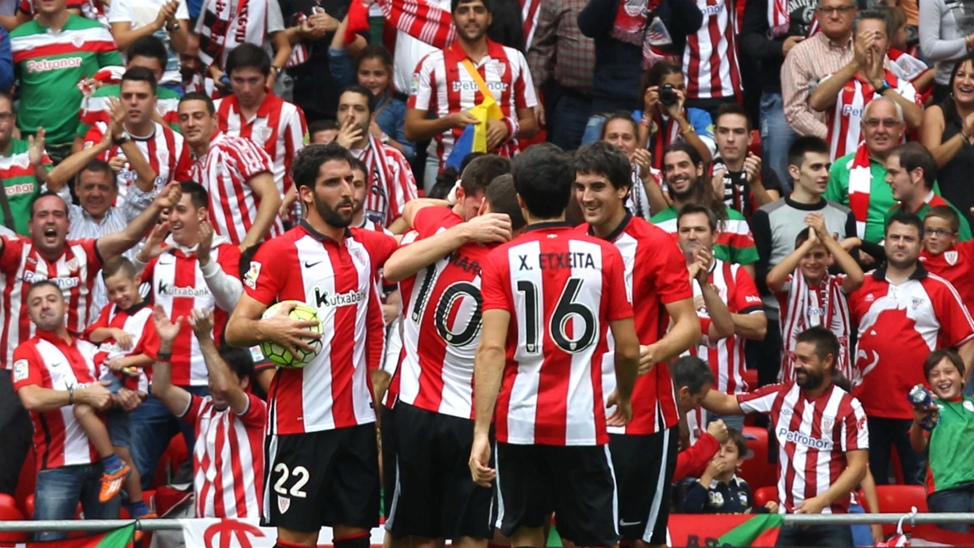 Los jugadores del Athletic celebran un gol Los jugadores del Athletic celebran un gol