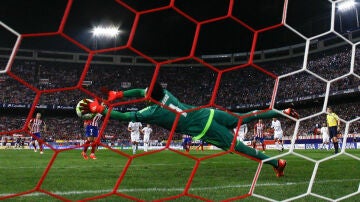 Keylor Navas para un penalti a Griezmann