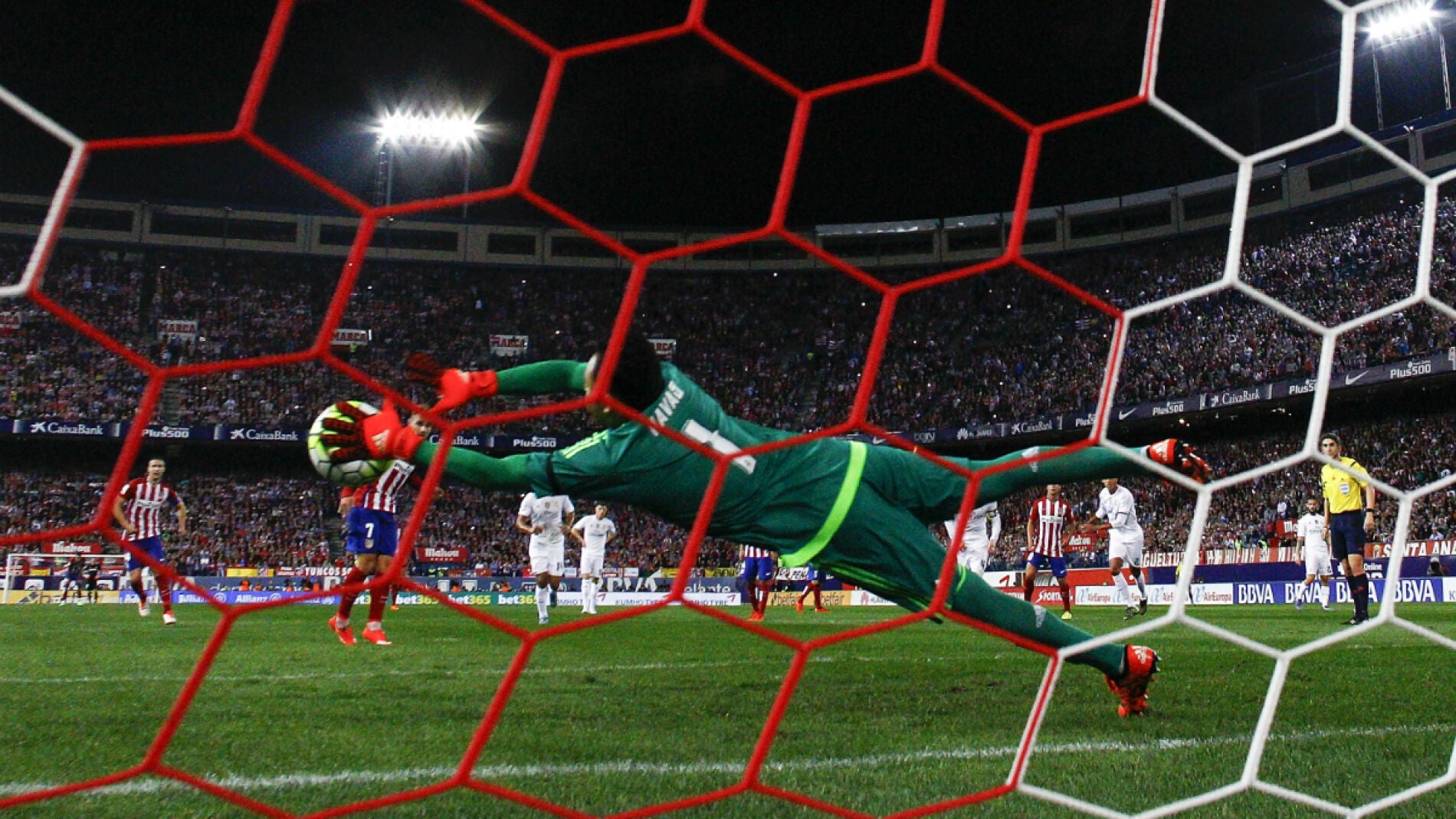 Keylor Navas para un penalti a Griezmann