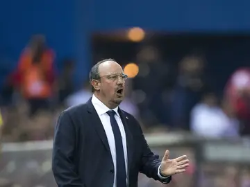 Rafa Benítez durante el derbi en el Calderón Rafa Benítez durante el derbi en el Calderón