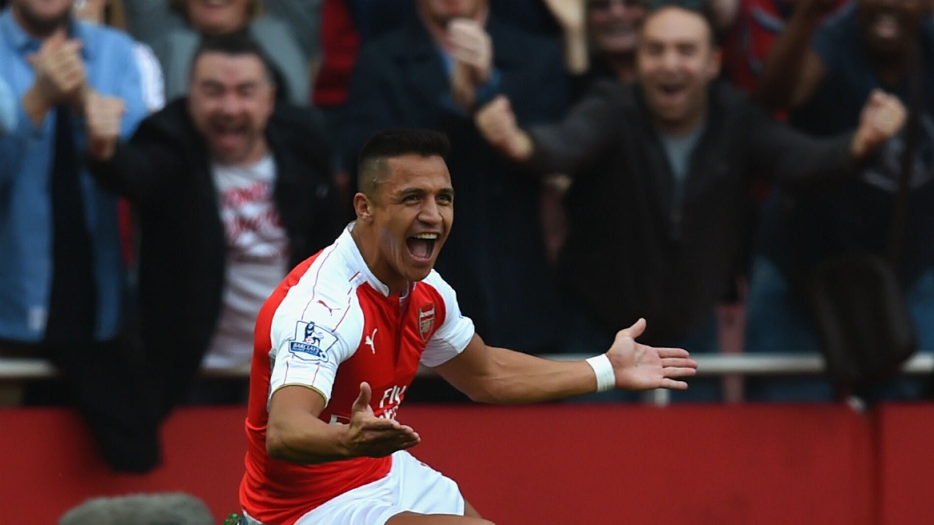Alexis S&aacute;nchez celebra un gol del Arsenal