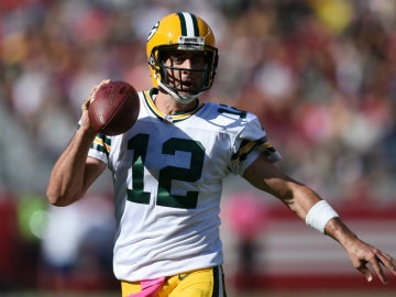 Aaron Rodgers, dispuesto a hacer un pase