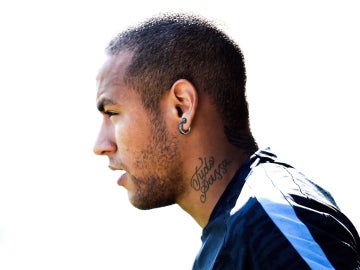 Neymar, durante un entrenamiento con el F.C Barcelona