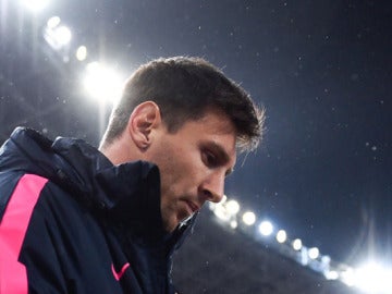Lionel Messi pensativo