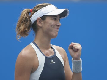 Garbiñe Muguruza celebra su triunfo sobre Falconi