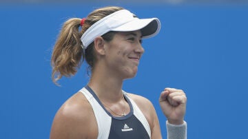 Garbiñe Muguruza celebra su triunfo sobre Falconi