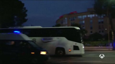 Autob&uacute;s de Serbia el Albania