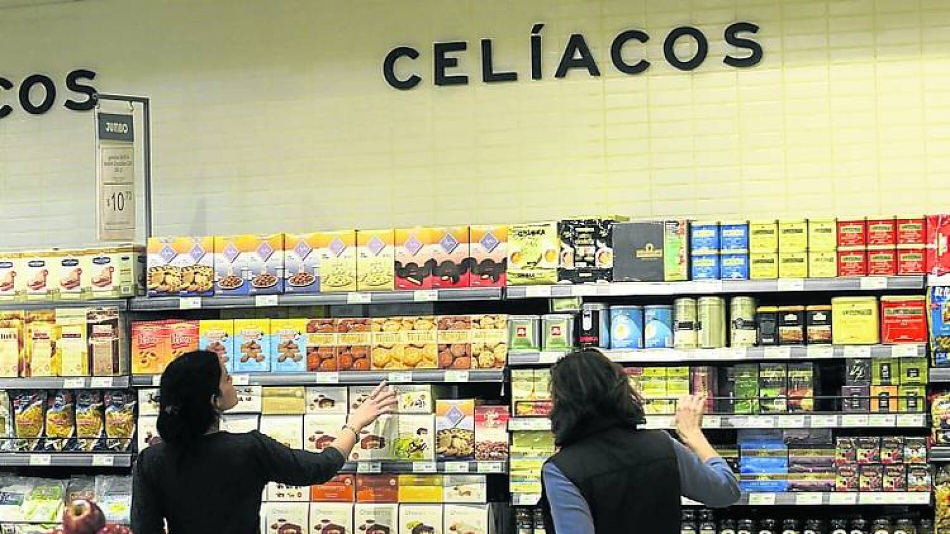 Secci&oacute;n de productos de celiacos en un supermercado.