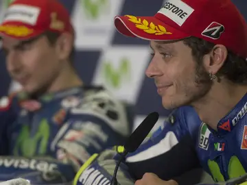 Valentino Rossi, en sala de prensa Valentino Rossi, en sala de prensa