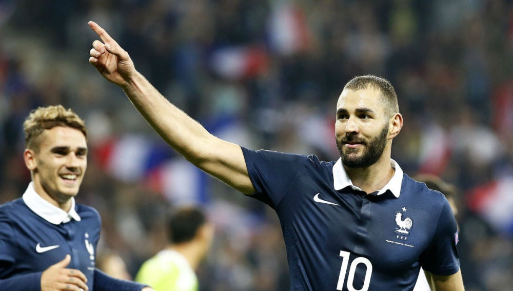 Un abogado de Benzema: "Karim es un hombre arrastrado en el barro"