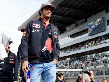 Sainz, en el paddock de Sochi