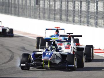 Eriksson gana la GP3 en Sochi
